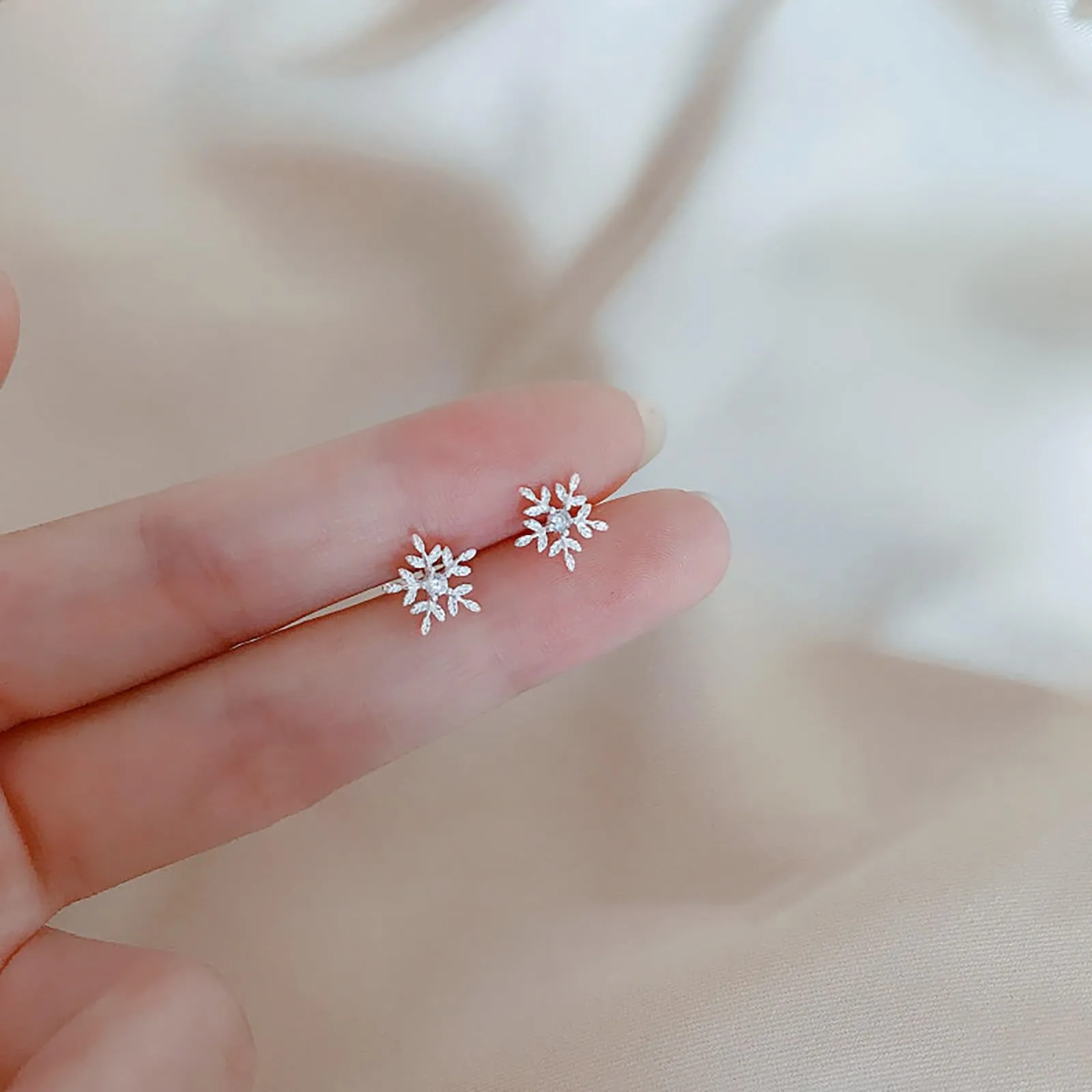 Amaon Outlet' Big Spring Sale Valentines Day Gifts 925 Sterling Silver Diamond Stud Earrings for Women Amaon Haul Sale Clearance Wedding Gifts for Birthday Anniversary for Her