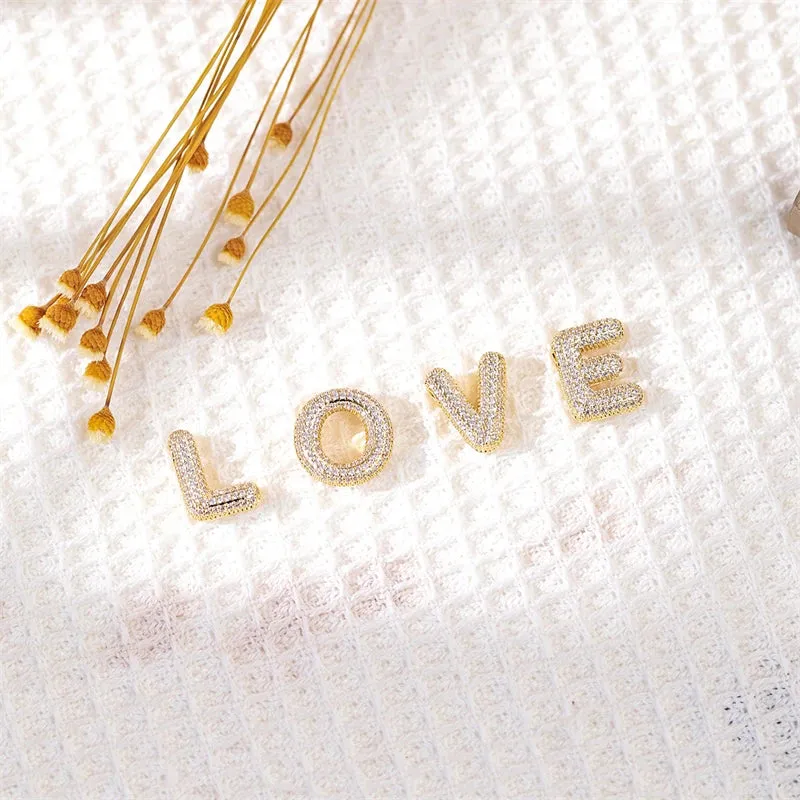 Personalized A-Z Balloon Letter Necklace – Gold-Plated Zircon Pendant on Minimalist Collarbone Chain